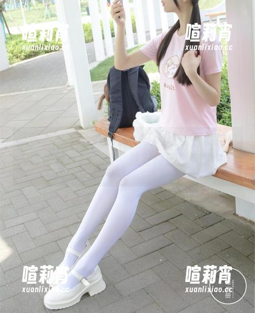 稚乖画册-赤西夜夜 稚乖画册 - 赤西夜夜的私人黑丝,私拍中闪烁着异样的光泽,总有种想探究的冲动。