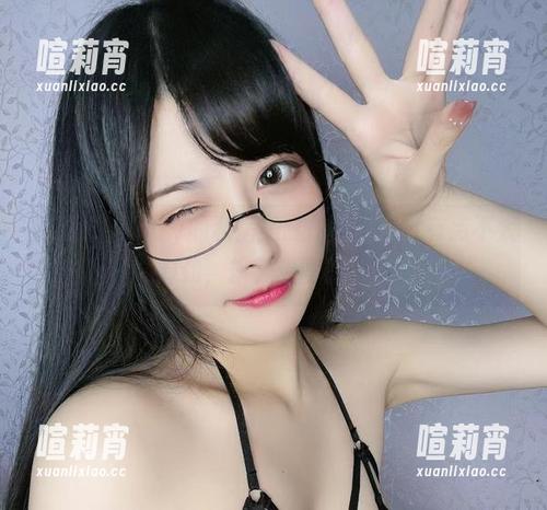 糖果果Candy 糖果果Candy的私房美腿作品,感觉有点不太对劲,却又想再看一眼