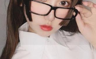 大家快瞧！芋圆侑子的福利图集，闪灵泳装中藏着多少潜水员的梦？
