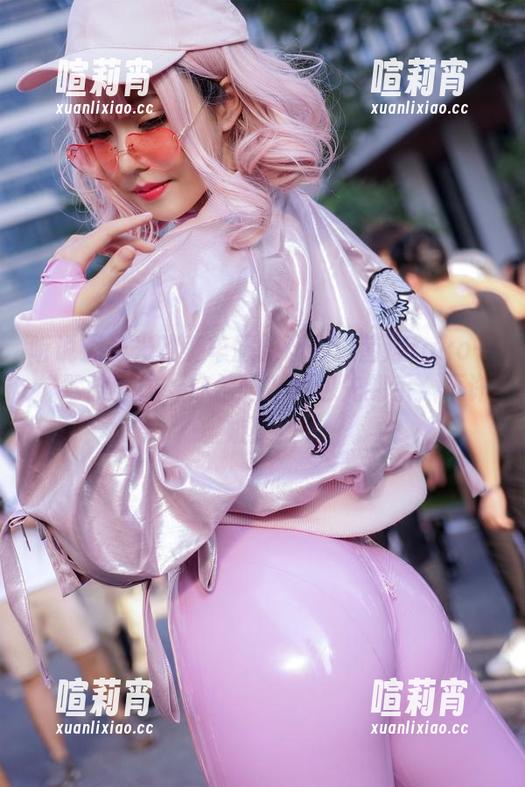 菌烨tako 听说无圣光的赛车服能让你像菌烨tako一样驾驶自如,你信吗?图包先到手,不许嫉妒!