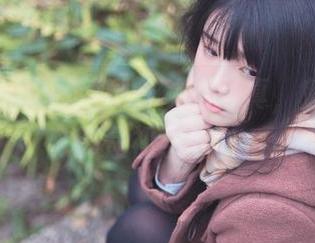 实习不易：落落Raku的写真，魅魔和我都是初学者。