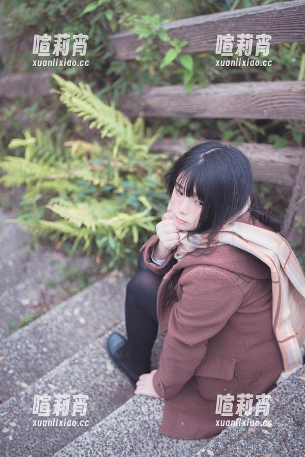 落落Raku 实习不易:落落Raku的写真,魅魔和我都是初学者。