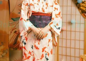 落落Raku的莉莉丝写真图册，散发着不羁的小气息