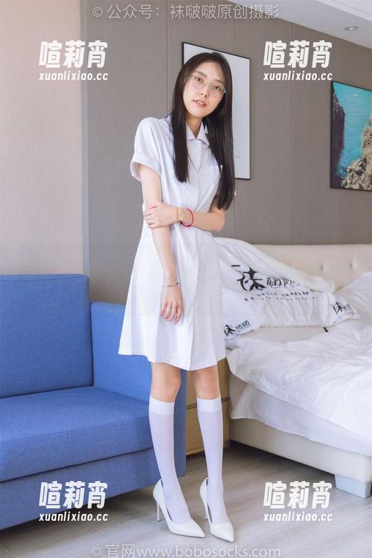 袜啵啵-芝士 袜啵啵 - 芝士的厚黑丝大腿袜美图,各种角度来袭,谁说黑丝不够热?