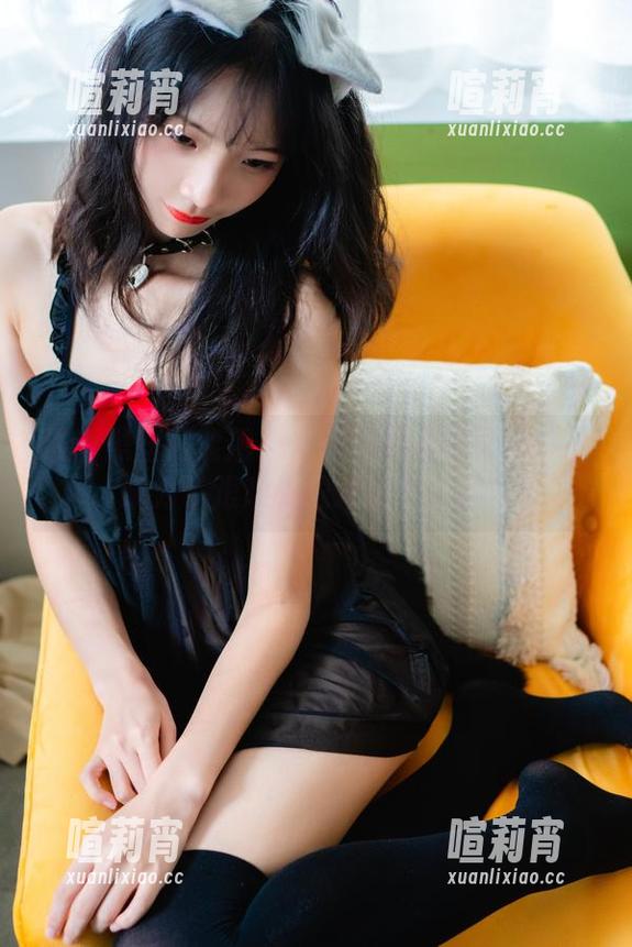 西呱呀呀呀 谁说黑丝只能用来调情?西呱呀呀呀让它成为了艰难的艰难段子素材!