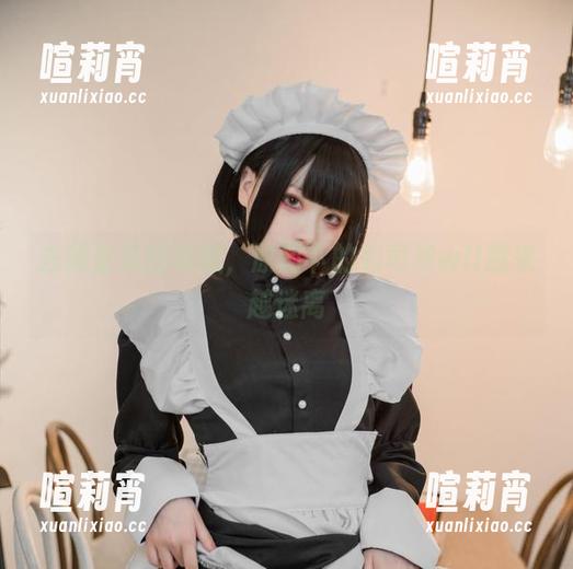 去掉圣光的和服，原图下的起司块wii越来越迷离