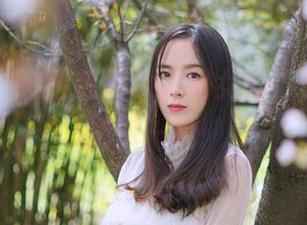微密圈 – 这白色搭配辣妈女神，原图全套甩你一脸！