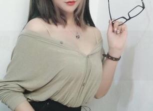 私拍呈现！过期米线线喵与小豹子的心照不宣
