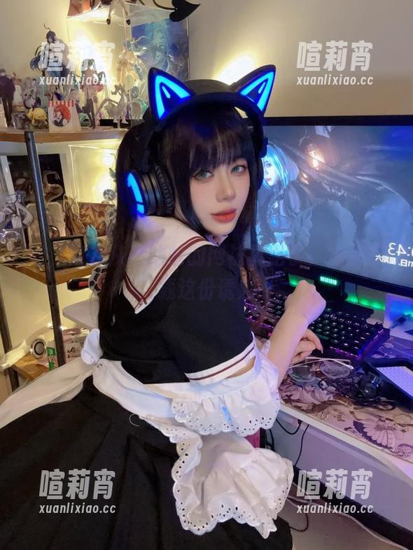 哇，阿九从不咕咕的网袜真绝了，快来下载这份诱惑