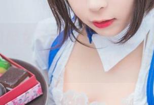 雯粥粥的修女写真：专注修道，却又心系美丽，反正衣物不嫌多呀！