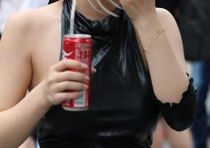 这一看就吸脑，魔镜街拍气质美女合集你得认真瞅瞅了！